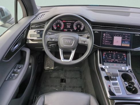 Used 2025 Audi Q7 3.0T Premium Plus AWD/4WD image 12