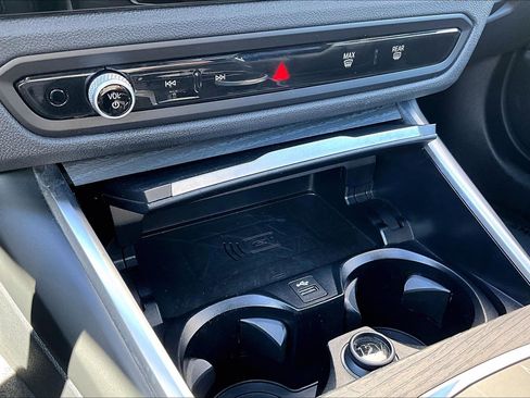Used 2025 BMW 430i Convertible RWD image 33