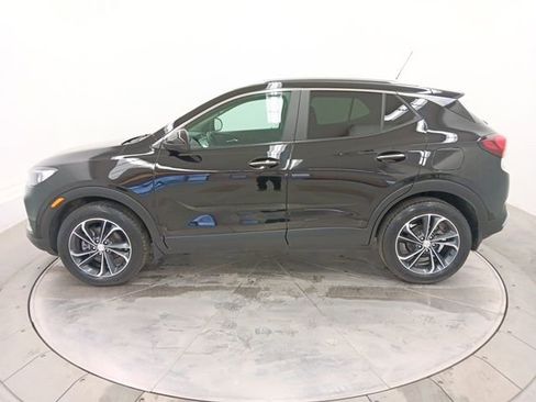 Used 2023 Buick Encore GX Select w/ Safety Package II AWD/4WD image 4