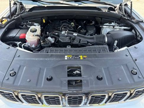 Used 2022 Jeep Grand Cherokee L Limited AWD/4WD image 30