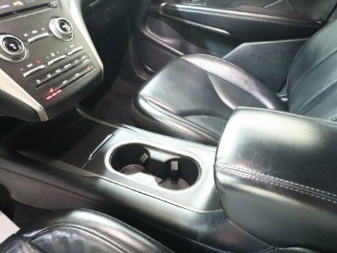 Used 2017 Lincoln MKC Select w/ Select Plus Package AWD/4WD image 18