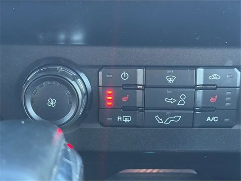 Certified 2020 Ford F150 XLT w/ Equipment Group 302A Luxury image 26