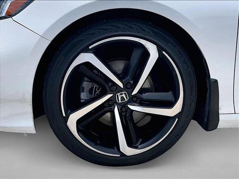 Used 2022 Honda Accord Sport image 10