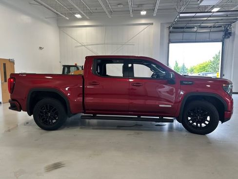 Used 2024 GMC Sierra 1500 Elevation w/ Elevation Premium Package AWD/4WD image 4