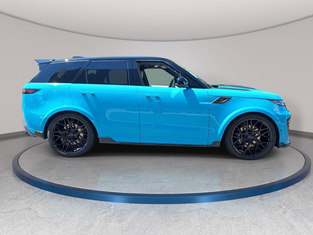 New 2025 Land Rover Range Rover Sport Dynamic SE AWD/4WD image 4