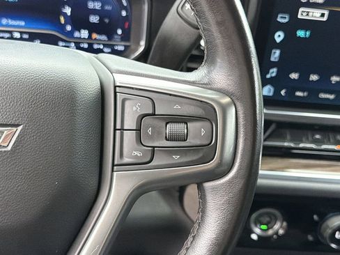 Used 2022 Chevrolet Silverado 1500 RST AWD/4WD image 25