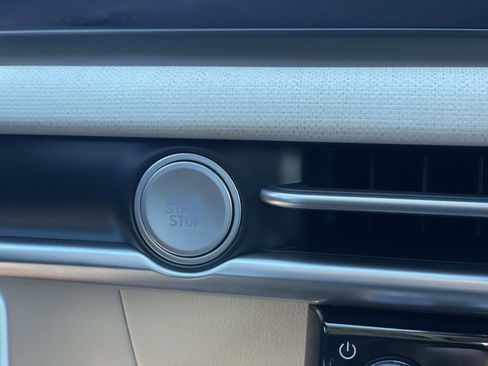 Certified 2025 Hyundai Tucson SEL image 18