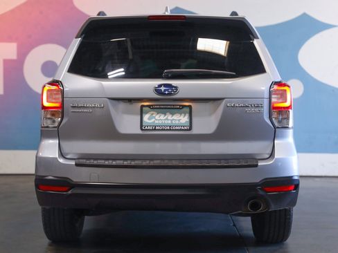 Used 2017 Subaru Forester 2.5i Limited w/ Popular Package #2 image 4