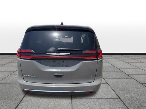 Used 2023 Chrysler Pacifica Touring-L FWD image 36