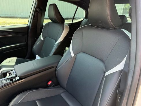 Used 2025 Toyota Camry SE w/ Multimedia Upgrade Package FWD image 9