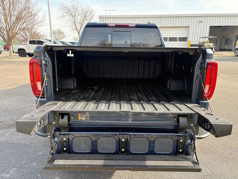 Certified 2021 GMC Sierra 1500 SLT w/ SLT Premium Package image 37