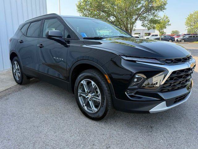 New 2026 Chevrolet Blazer LT w/ Convenience Package FWD image 16