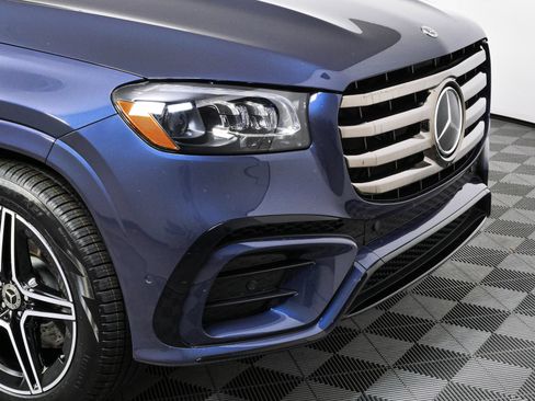 Used 2025 Mercedes-Benz GLS 450 4MATIC image 39