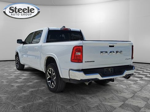 Used 2025 RAM 1500 Laramie AWD/4WD image 3