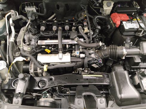 Used 2021 Nissan Kicks S FWD image 30