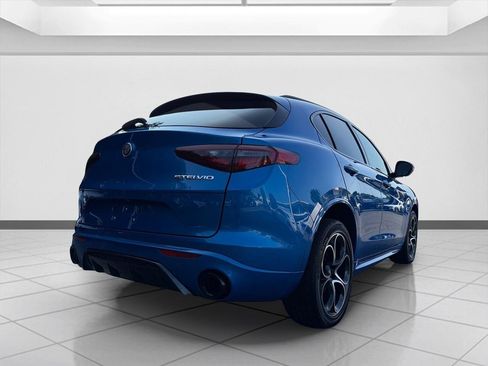 Used 2022 Alfa Romeo Stelvio Veloce AWD/4WD image 5