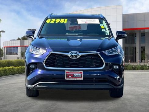 Used 2022 Toyota Highlander Limited AWD/4WD image 10