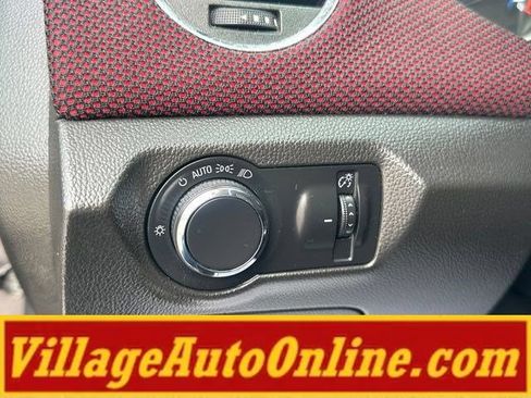 Used 2014 Chevrolet Cruze LT FWD image 14
