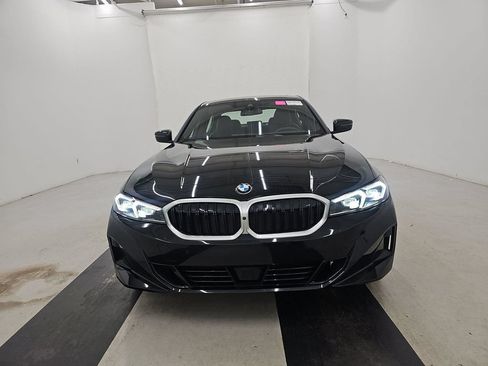 Used 2025 BMW 330i xDrive Sedan AWD/4WD image 4