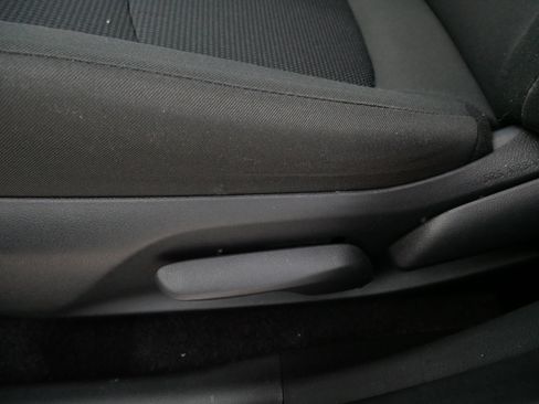 Certified 2025 Toyota RAV4 LE image 20