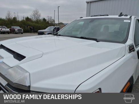 Used 2022 GMC Sierra 2500 SLE image 6