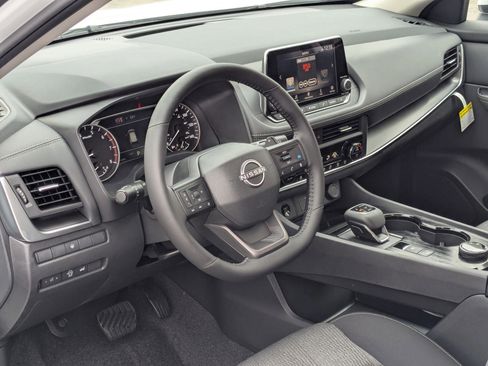 New 2026 Nissan Rogue SV w/ Cold Weather Package image 3