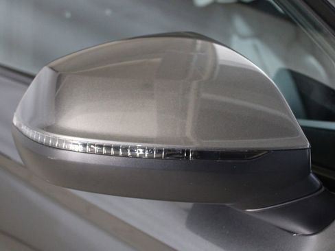 Certified 2025 Audi Q5 2.0T Premium w/ Convenience Plus Package image 27