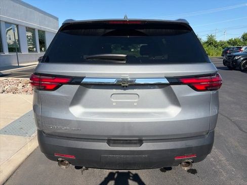 Used 2023 Chevrolet Traverse LS AWD/4WD image 9