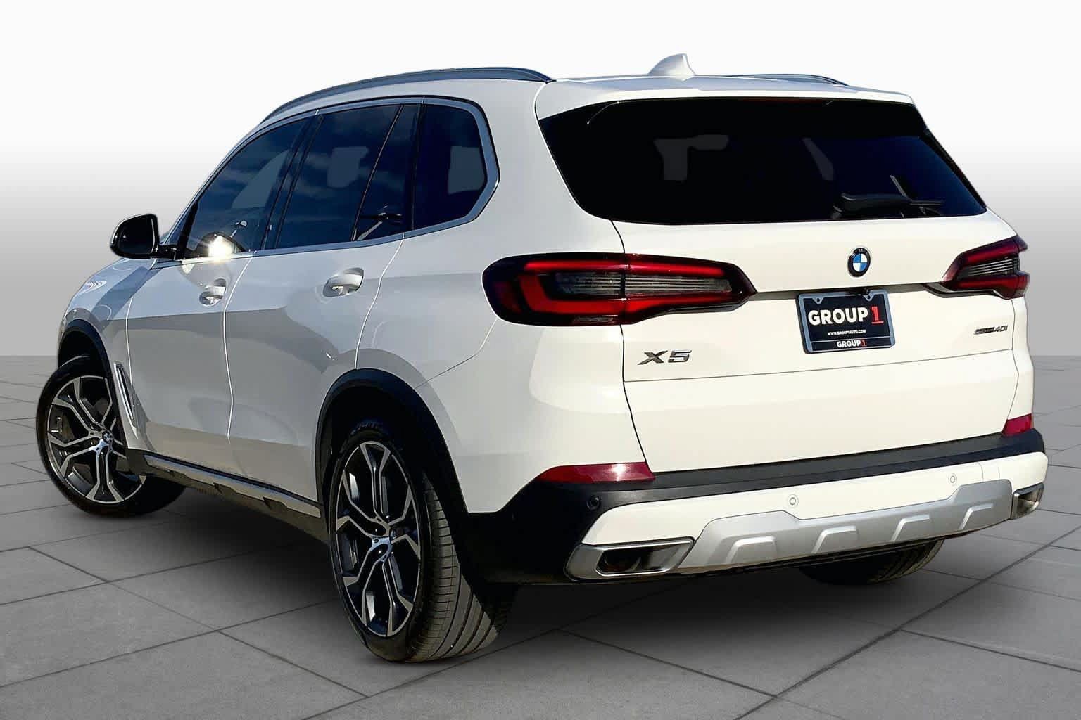 Used 2023 BMW X5 sDrive40i w/ Parking Assistance Package RWD image 12