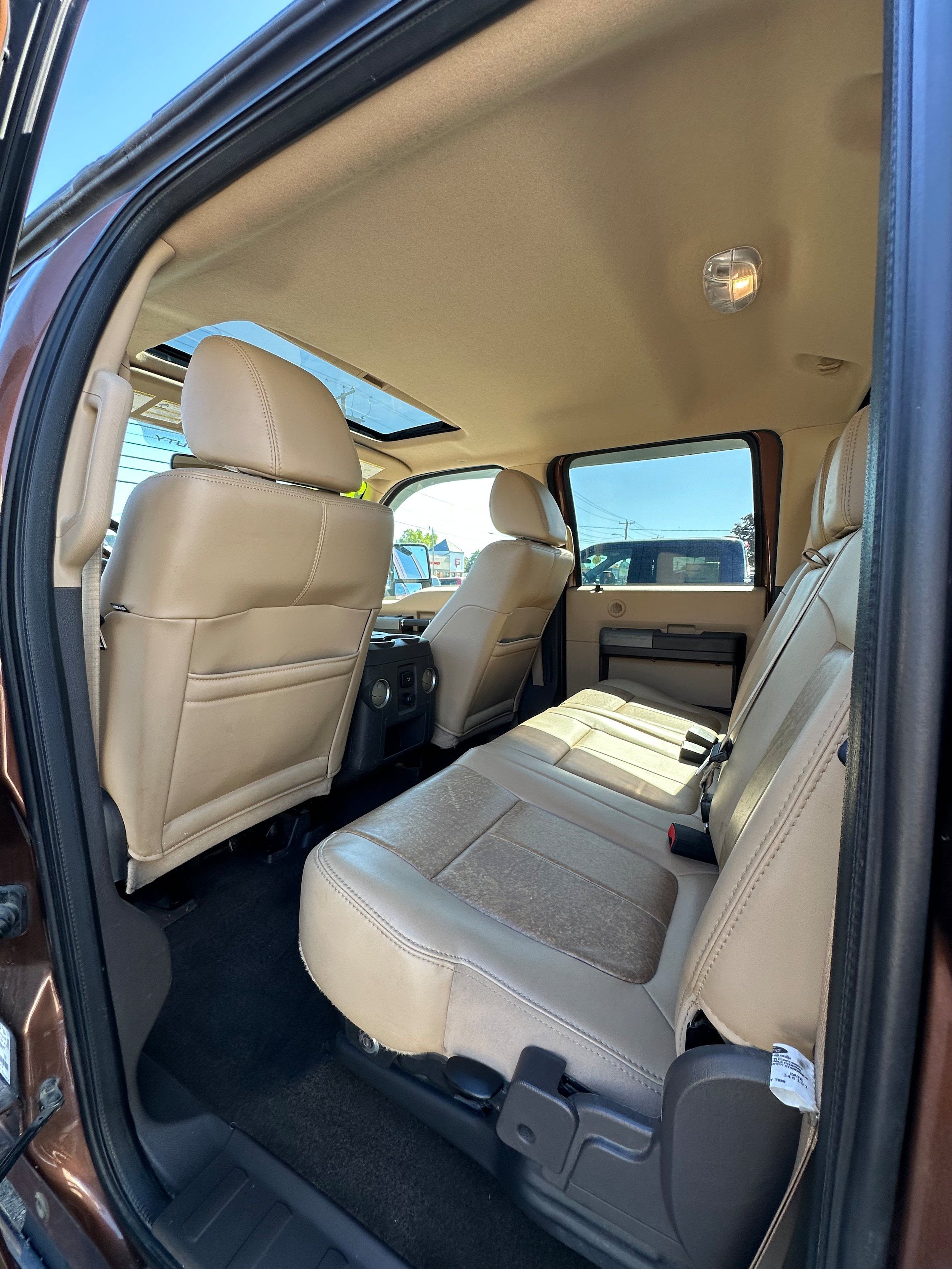 Used 2011 Ford F350 Lariat w/ Lariat Ultimate Pkg AWD/4WD image 19