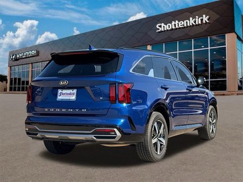 Used 2021 Kia Sorento S w/ Panoramic Sunroof Package image 6