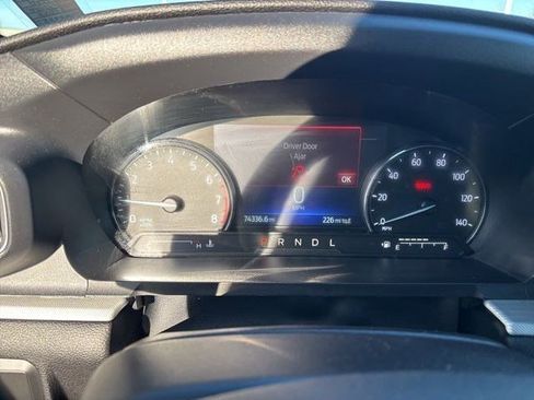 Used 2022 Ford Explorer XLT w/ Equipment Group 202A image 15