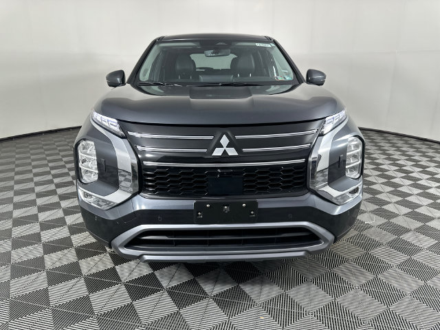 Used 2025 Mitsubishi Outlander SE AWD/4WD image 26