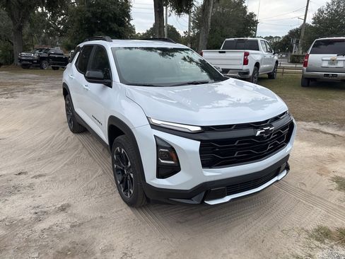 New 2026 Chevrolet Equinox RS image 2