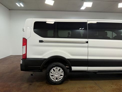 Used 2023 Ford Transit 350 XLT image 37
