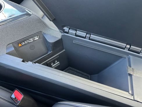 New 2026 Cadillac Optiq Luxury 1 image 35