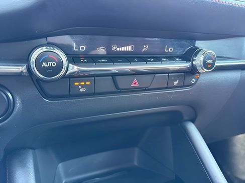 Used 2026 MAZDA MAZDA3 Carbon AWD/4WD image 21