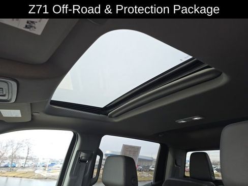 Used 2024 Chevrolet Silverado 1500 LTZ w/ LTZ Premium Package image 9