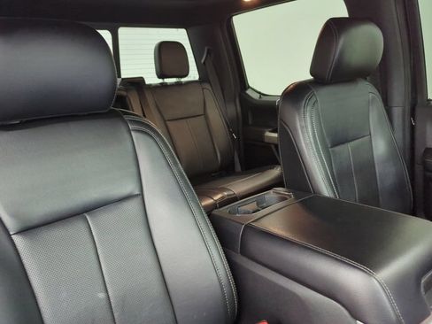 Used 2019 Ford F150 Lariat w/ Equipment Group 502A Luxury AWD/4WD image 42