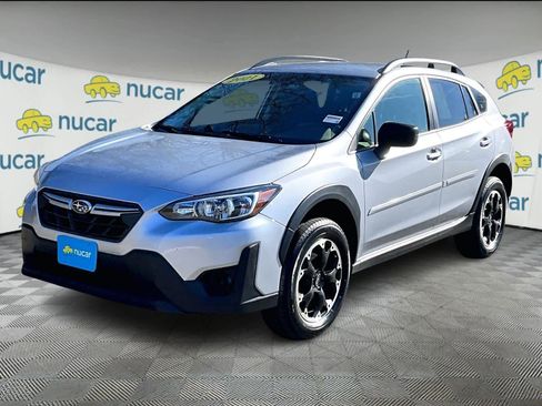 Used 2021 Subaru Crosstrek 2.0i image 3
