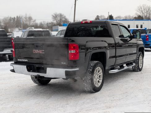 Used 2018 GMC Sierra 1500 SLE w/ SLE Value Package image 8