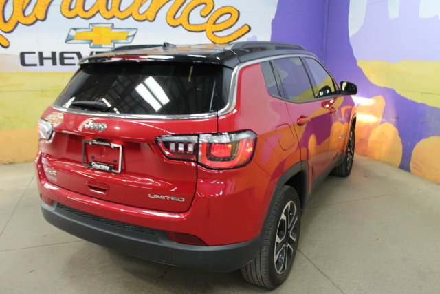 Used 2024 Jeep Compass Limited AWD/4WD image 8