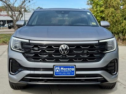 New 2026 Volkswagen Atlas Cross Sport SEL Premium R-Line