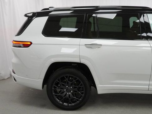 Certified 2024 Jeep Grand Cherokee L Summit image 10