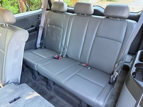 Used 2005 Honda Pilot EX-L image 25