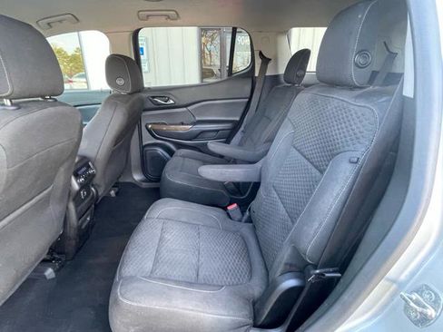 Used 2019 GMC Acadia SLE FWD image 13