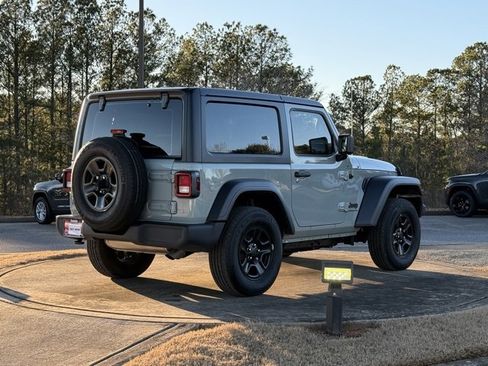 Used 2023 Jeep Wrangler Sport image 7