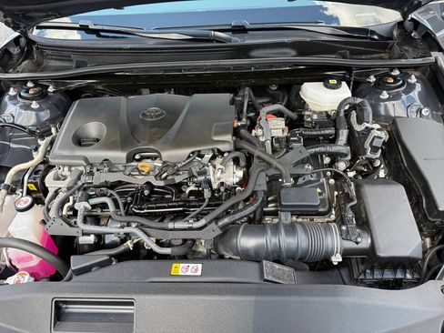 Certified 2025 Toyota Camry SE FWD image 30
