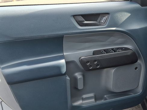 Used 2024 Ford Maverick Lariat w/ Black Appearance Package image 12