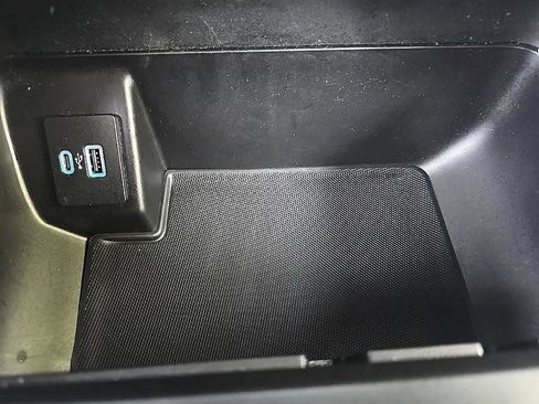Used 2021 Ford F150 XL w/ Equipment Group 101A High AWD/4WD image 28